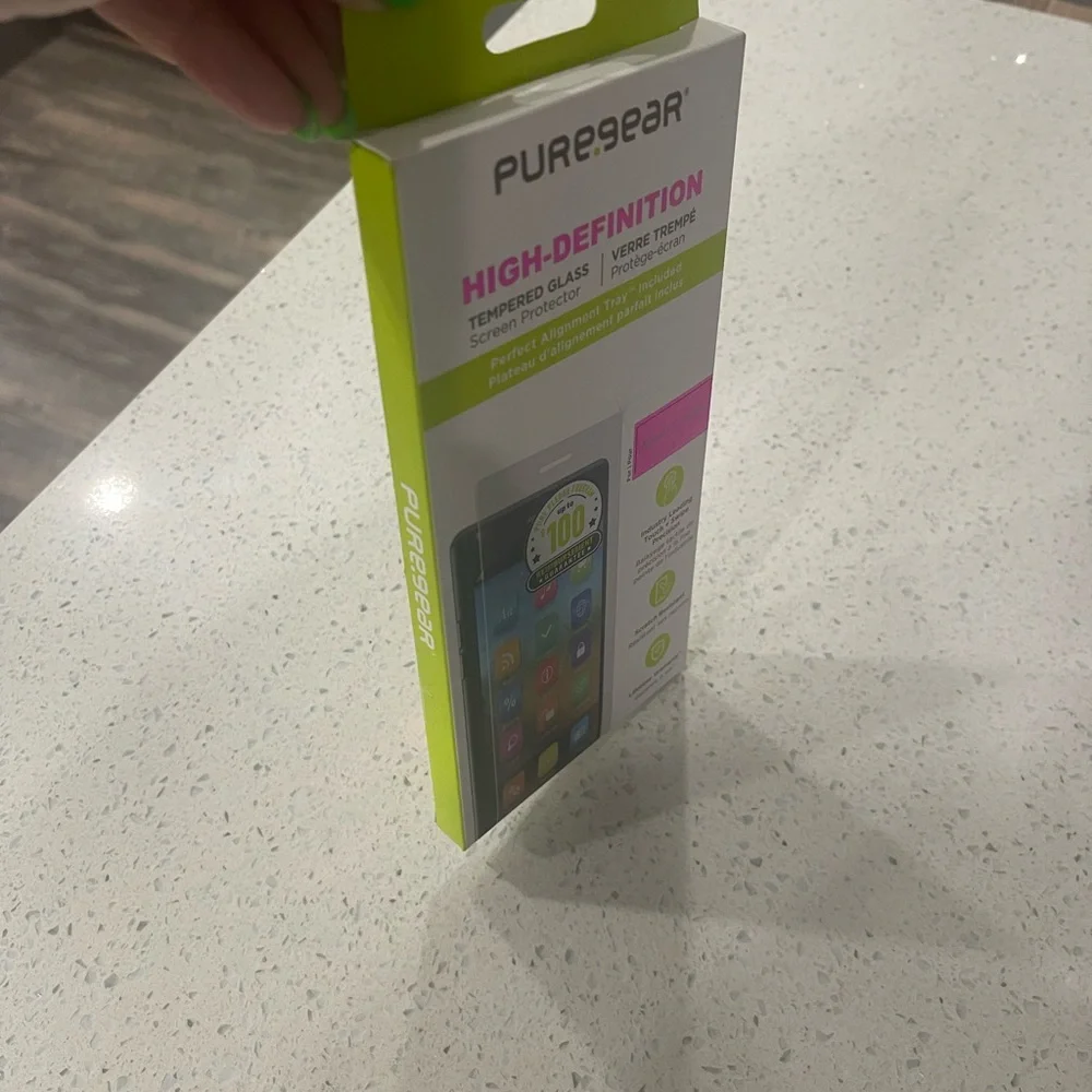 High-Definition Tempered Glass Screen Protector - Clear